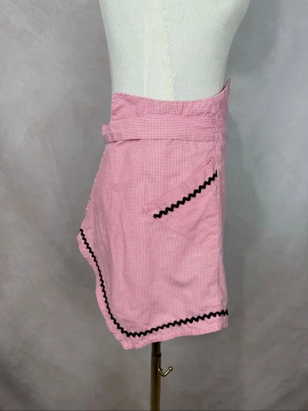 Vintage 1950s Red Gingham Half Apron Kitschy Kitchen